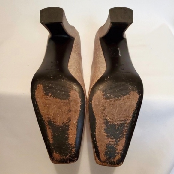 Via Spiga Beatrice Tun Snakeskin Pumps Work Heels Italy Sz 8.5M - Picture 7 of 7